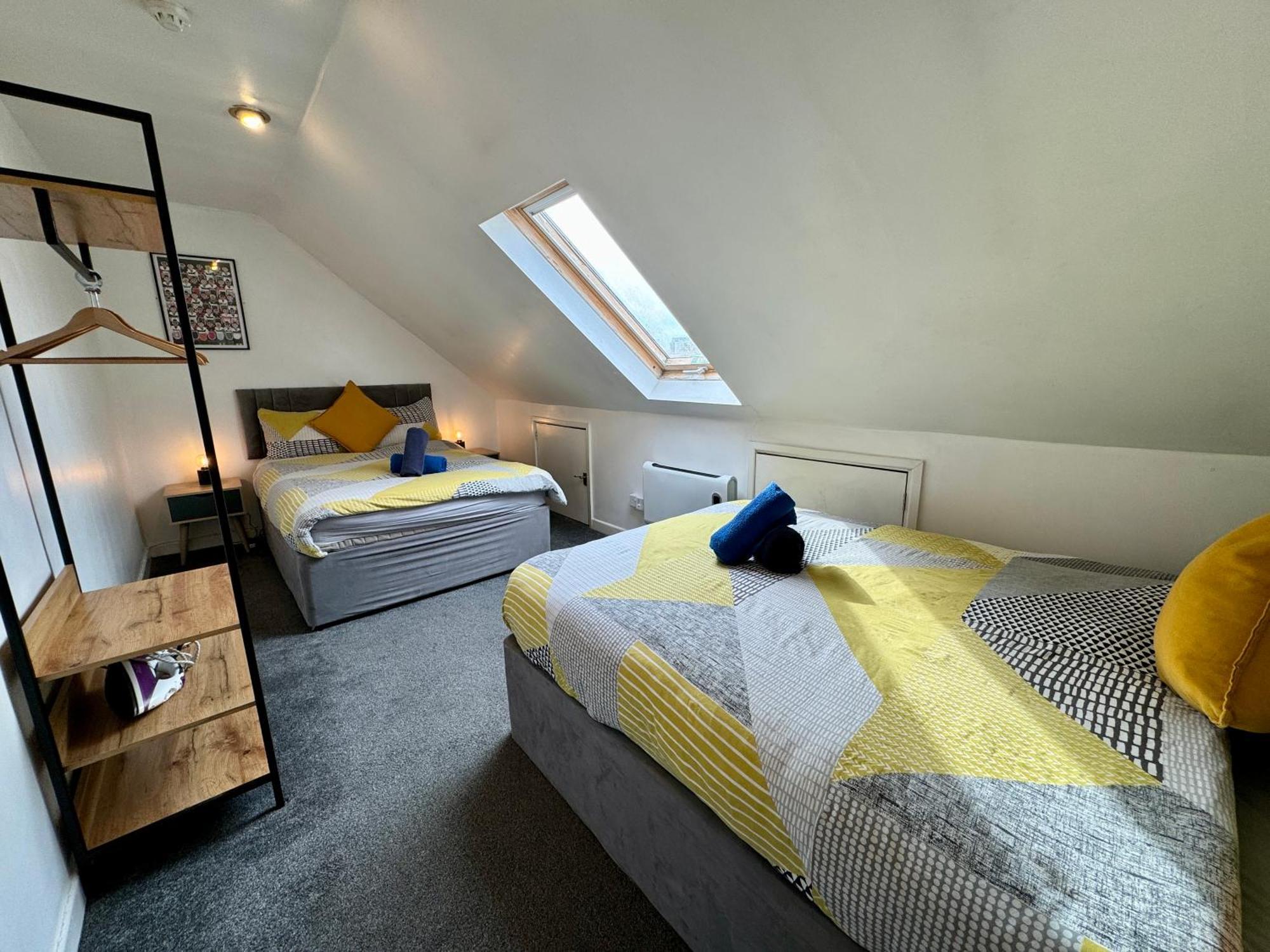 Space For Groups, 10 Mins From Queen St! Cardiff Buitenkant foto